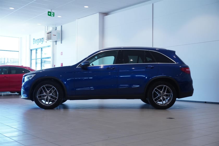 Bild 4 av Mercedes-Benz GLC 220 d 4MATIC 220d AMG Line Drag Panorama