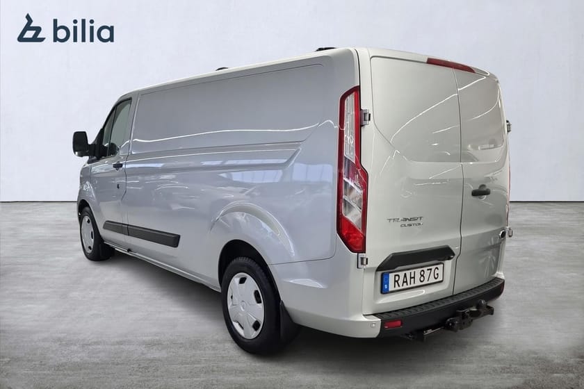 Bild 4 av Ford Transit Custom 300 Skåp L2 130 Tre A_HMC *VINTERHJUL INGÅR*