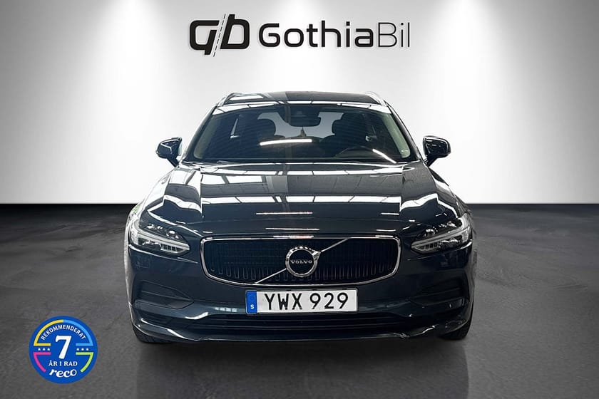 Bild 2 av Volvo V90 D4 Geartronic Momentum Värmare Adaptiv ACC LED VOC PDC