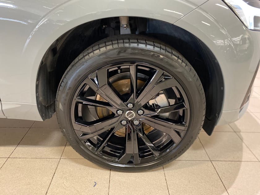 Bild 3 av Volvo XC60 T6 Plus Dark Nordic Edition