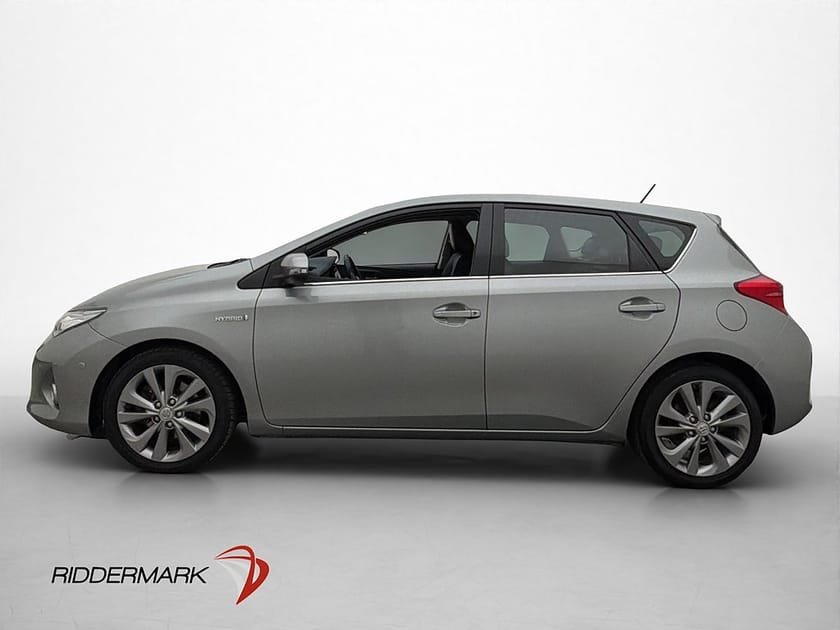 Bild 5 av Toyota Auris Hybrid 136hk Executive Kamera Navi Skinn