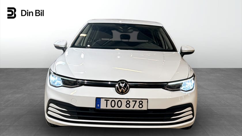 Bild 4 av Volkswagen Golf eTSI110 DSG Navigation P-sensorer Cockpit