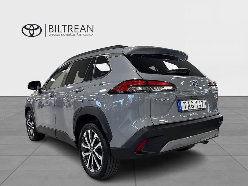 Bild 3 av Toyota Corolla Cross Hybrid AWD-i e-CVT Style Vinterhjul