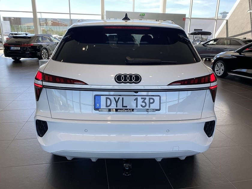 Bild 4 av Audi Q3 SUV TFSI Proline 150 hk S tronic | Lagerbilskampanj