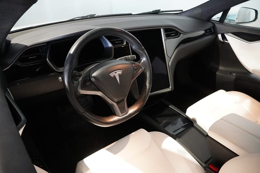 Bild 4 av Tesla Model S Long Range AWD - ACC/PANO/Luftfjädring MM!