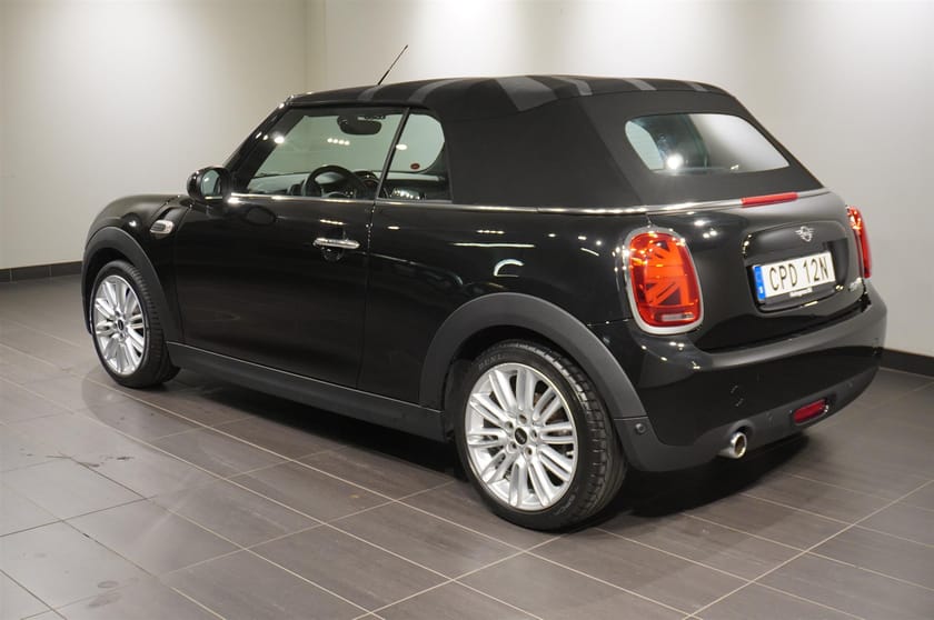 Bild 3 av MINI Cooper Convertible Cabrio Excitement LED Sportratt