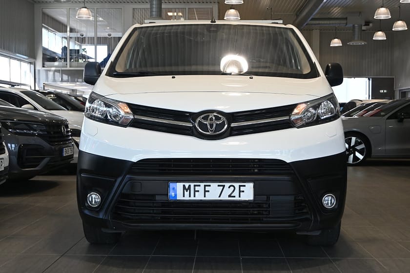 Bild 5 av Toyota Proace 2.0 D-4D 122hk Lång L3 Värmare Head up display