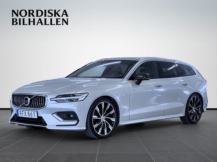 Bild 3 av Volvo V60 T6 AWD Geartronic Inscription Pano Värmare Drag HUD