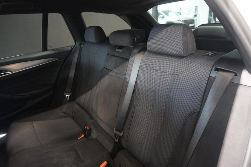 Bild 4 av BMW 520d Touring M Sport Automat Drag Navi HiFi