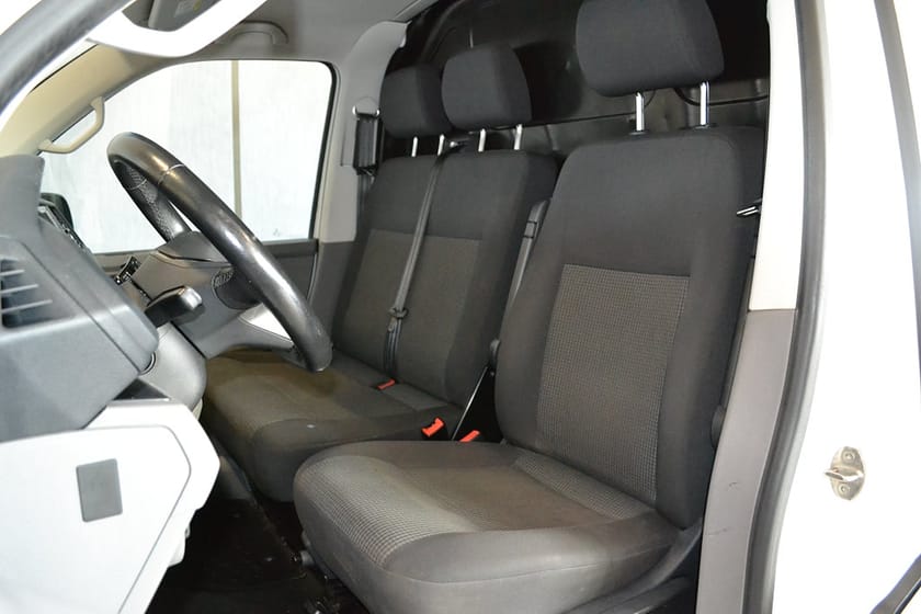 Bild 5 av Volkswagen Transporter 2,0TDi 150hk DSG 3000mm Drag Värmare Inredning