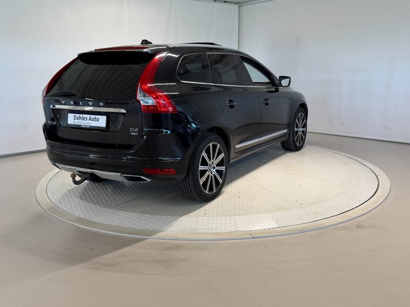 Bilde 3 av Volvo XC60 D4 2,4 181hk Summum Outlet! ACC/Krok/Pano/Skin/EU 07.28