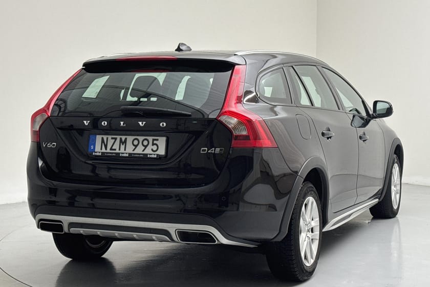Bild 3 av Volvo V60 Cross Country D4 AWD 190hk Momentum Värmare