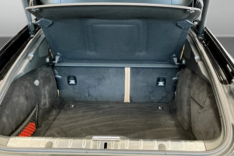 Porsche Panamera 4 E-Hybrid
