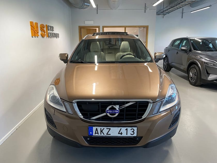 Bild 2 av Volvo XC60 D5 AWD Geartronic Summum Nybes Drag Taklucka P-värme