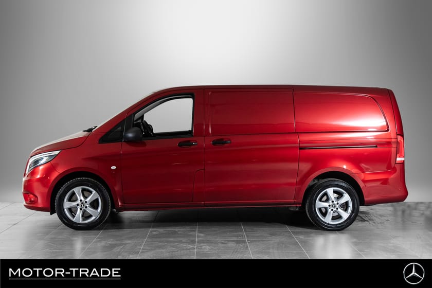 Bilde 5 av Mercedes-Benz Vito 119 CDI 4x4 3.0t 3-SETER | x2 SKYVEDØRER | KROK | 2 ÅR GARANTI