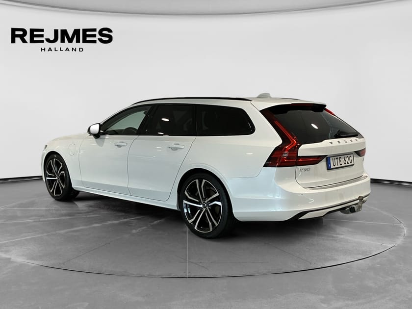 Bild 2 av Volvo V90 Recharge T6 Plus Dark | Luftfjädring | 20" |