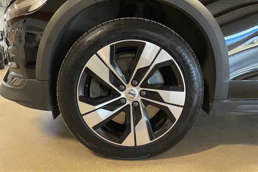 Bild 5 av Volvo V60 Cross Country B4 AWD Advanced Edition Skinn / B-Kamera / Drag / Moms