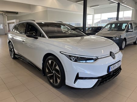 Volkswagen ID.7 Pro S Tourer 86kWh 286HK HUD / 360° kamera