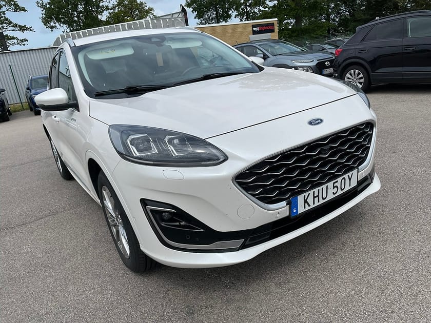 Bild 2 av Ford Kuga Hybrid AWD E-CVT 190HK 4x4 Vignale