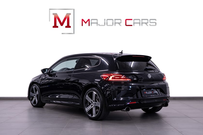 Bild 4 av Volkswagen Scirocco R 2.0 TSI Carplay Winter 280hk
