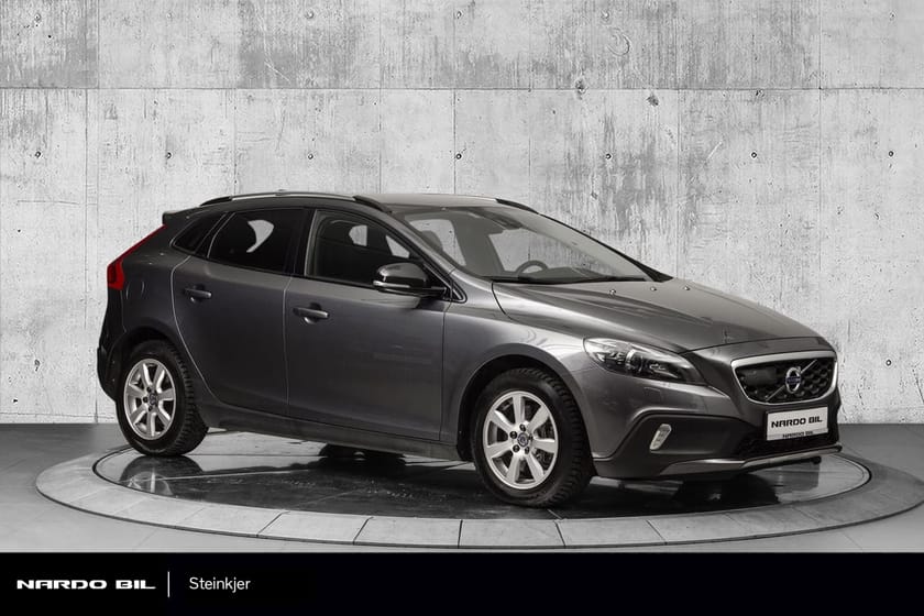 Bilde 1 av Volvo V40 Cross Country T4 AWD Summum KAMERA/ACC/BLIS/SKINN ++