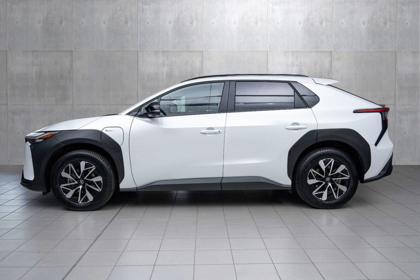 Bilde 3 av Toyota bZ4X AWD Active Tech