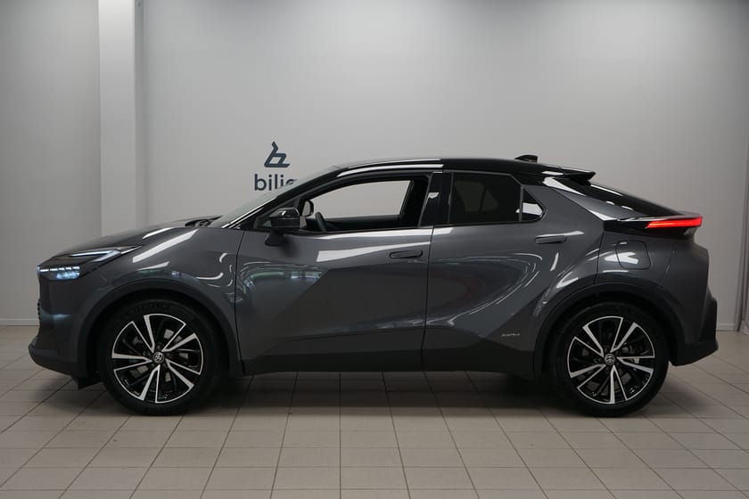 Bild 2 av Toyota C-HR Hybrid AWD-i | Drag | HUD |