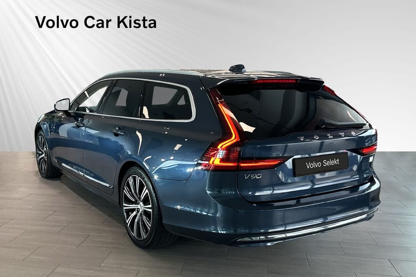 Bild 4 av Volvo V90 Recharge T6 Core Edition Läder B-Kamera Drag