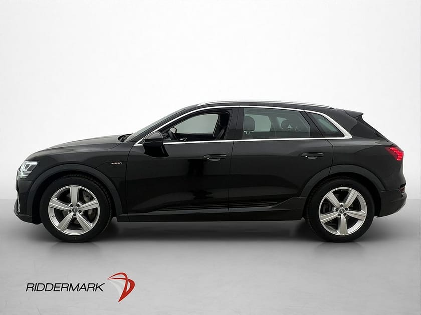 Bild 5 av Audi e-tron 55 quattro Skinnklädsel Svensksåld Dragkrok