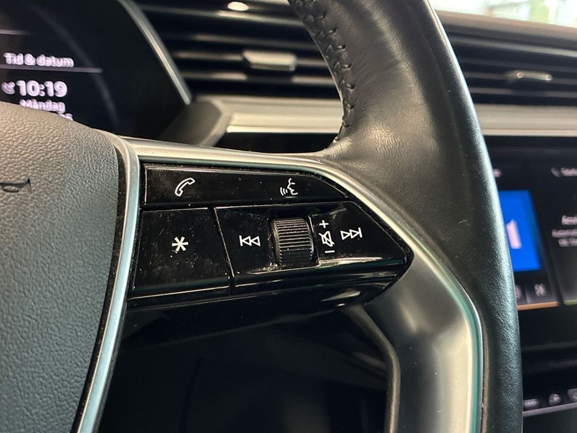 Audi Audi e-tron 55 quattro — bild 20