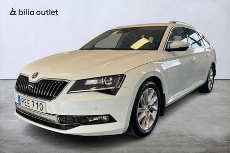 Škoda Superb Kombi Skoda 2.0 TDI 4x4 L&K 190hk / Drag Värmare CANTON Kamera