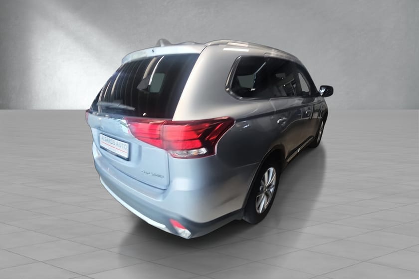 Bilde 5 av Mitsubishi Outlander 2WD Instyle+ 2.0-150 CVT aut 7s