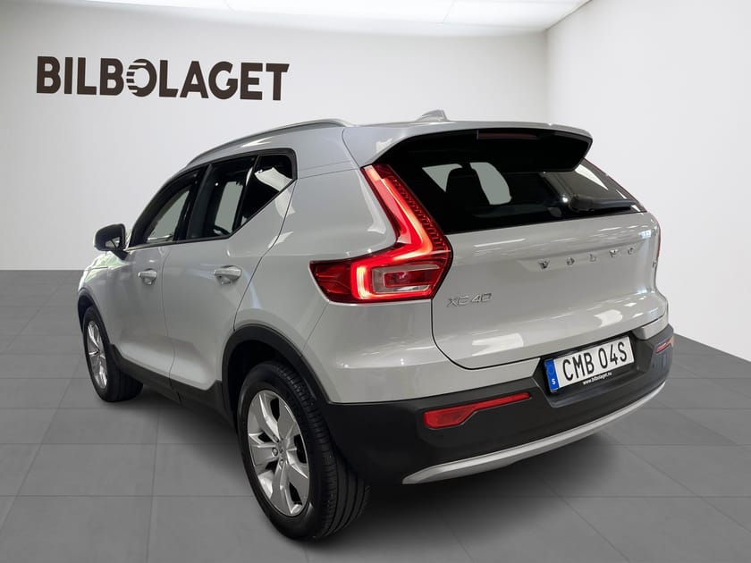 Bild 3 av Volvo XC40 T2 FWD Momentum Advanced