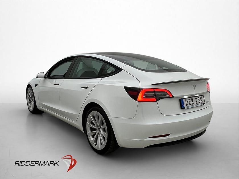 Bild 5 av Tesla Model 3 Performance Ljus-Interör Svensksåld MOMS