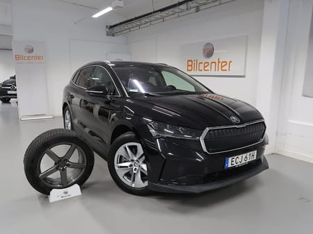 Škoda Enyaq iV 80 Skoda iV80 V-Däck ingår Drag-Kamera-Navi-Elstol-Rattvärme-