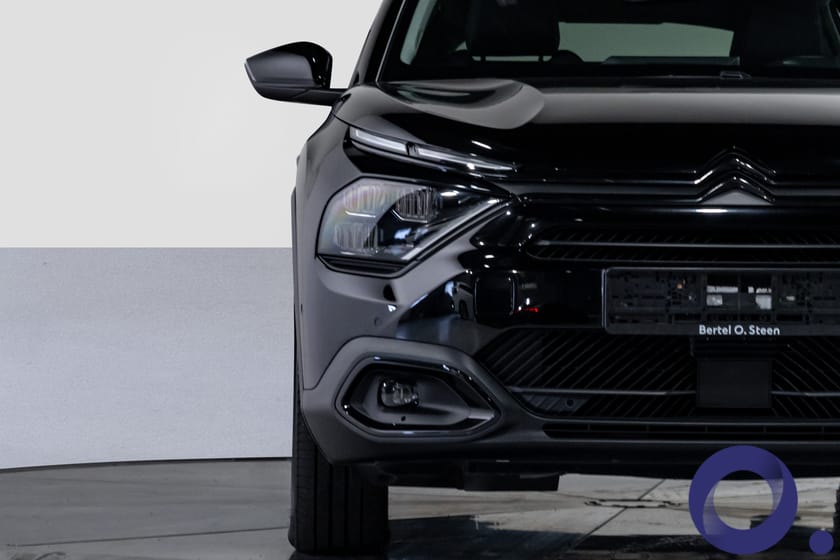 Bilde 3 av Citroën ë-C4 Shine | CarPlay | Adaptiv Cruise | Rattvarme