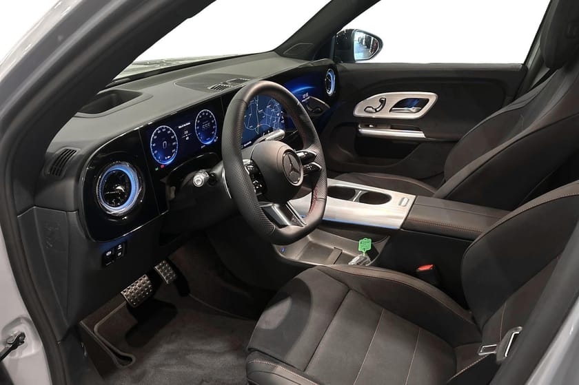 Bild 5 av Mercedes-Benz GLB 250+ EQ Advanced Edition AMG Line / 360° / Superscreen