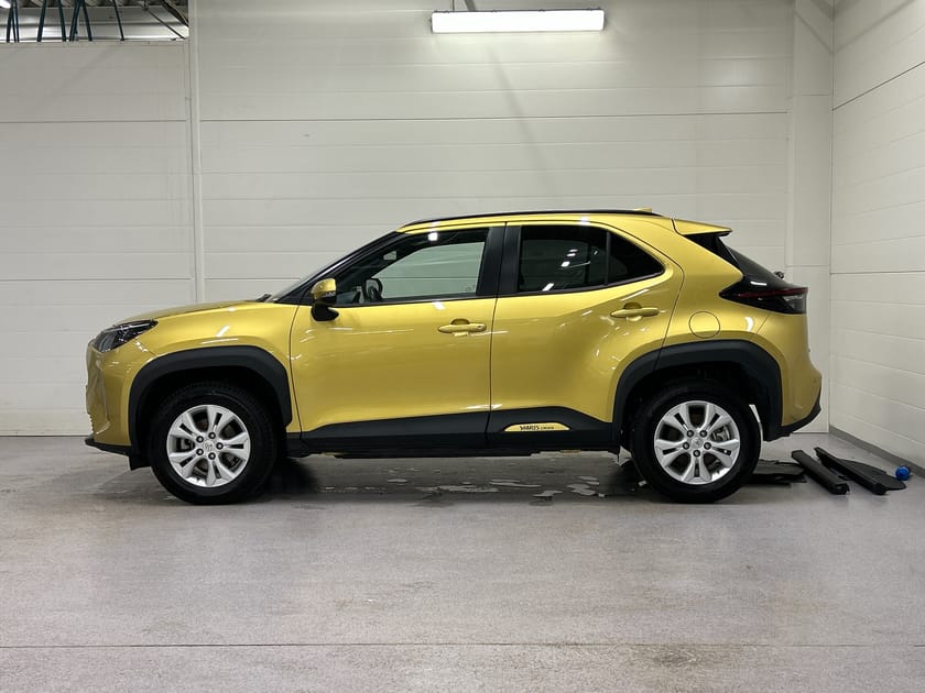 Bilde 2 av Toyota Yaris Cross Hybrid AWD-i 