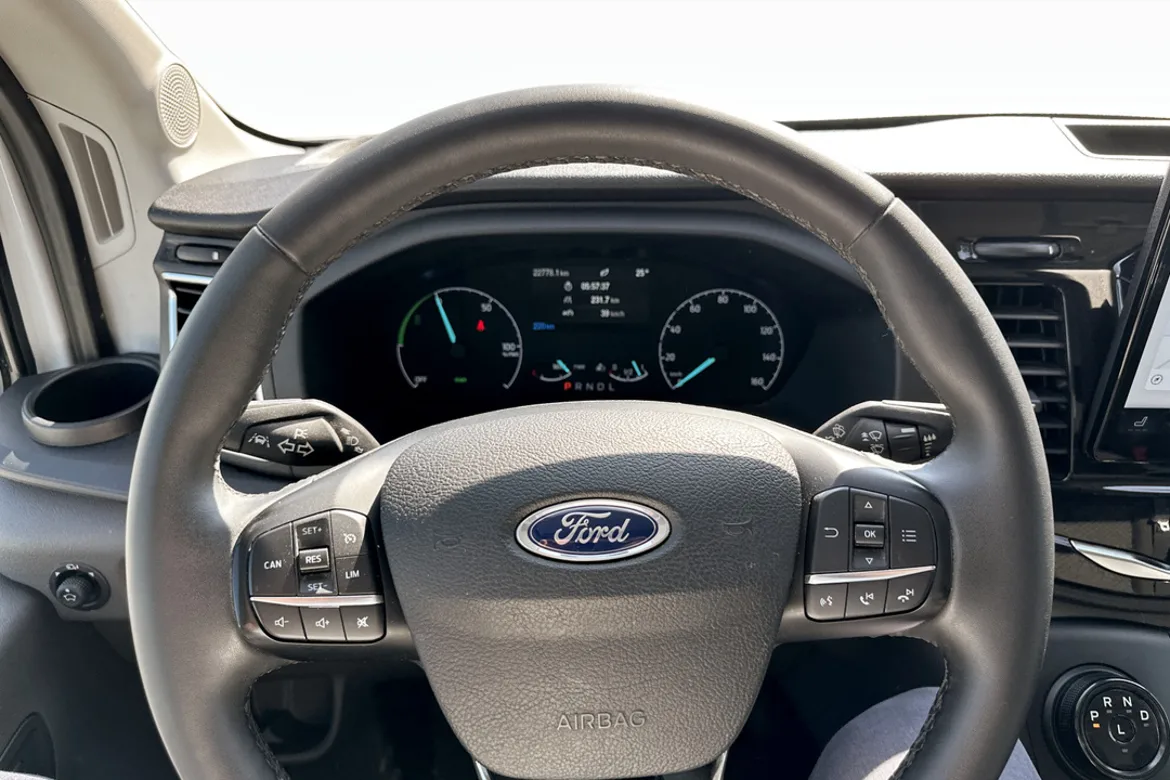 Ford E-Transit 350