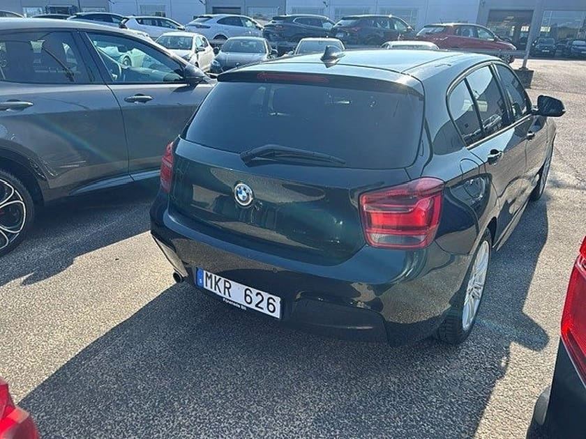 Bild 3 av BMW 120d 5-dörrars Automat M Sport / Dragkrok / Harman Kardon