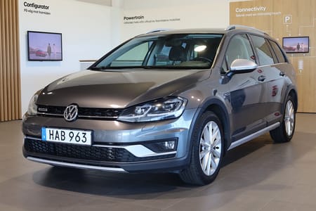 Volkswagen Golf Alltrack 1.8 TSI BMT 4Motion Drag Värmare Kamera Massage CarPlay