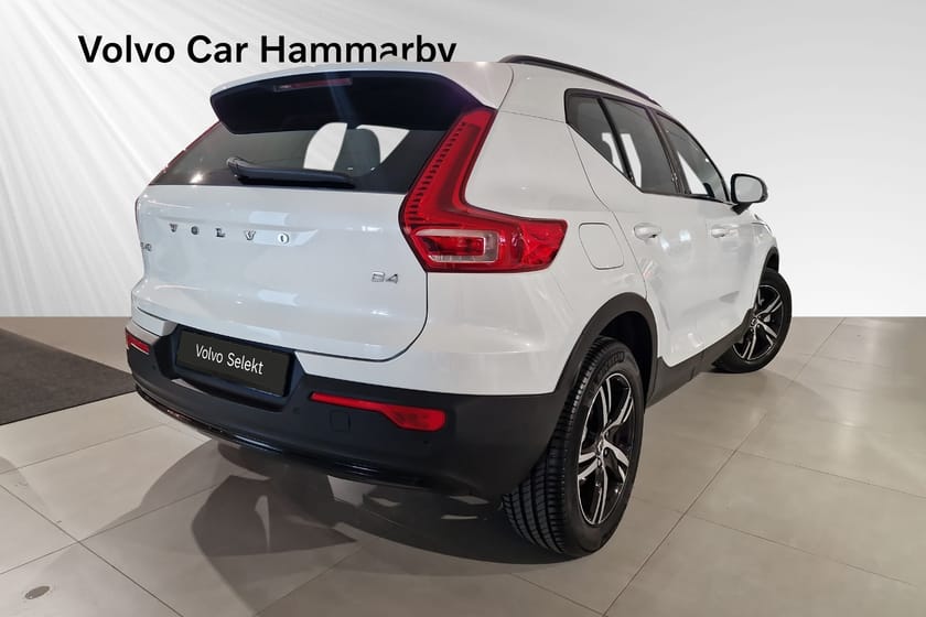 Bild 5 av Volvo XC40 B4 FWD Bensin Plus Dark