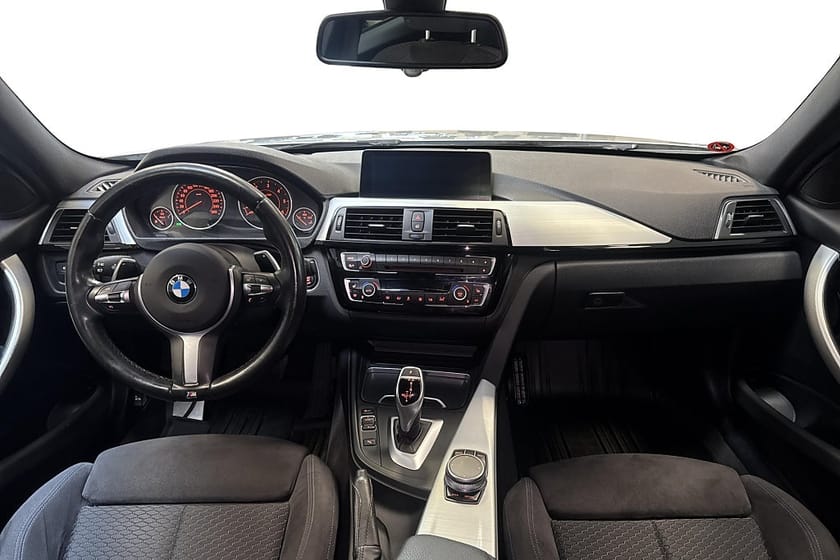 Bild 5 av BMW 320d xDrive Sedan Steptronic M Sport Drag 190hk