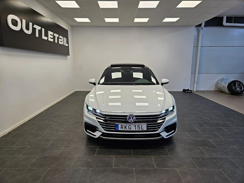 Bild 4 av Volkswagen Arteon GT R-Line 2.0TDI 190hk 4Motion Cockpit Panorama Värmare