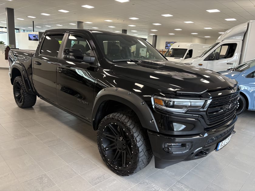 Bild 4 av RAM 1500 Crew Cab LIMITED 4X4 |skatt 3055:-