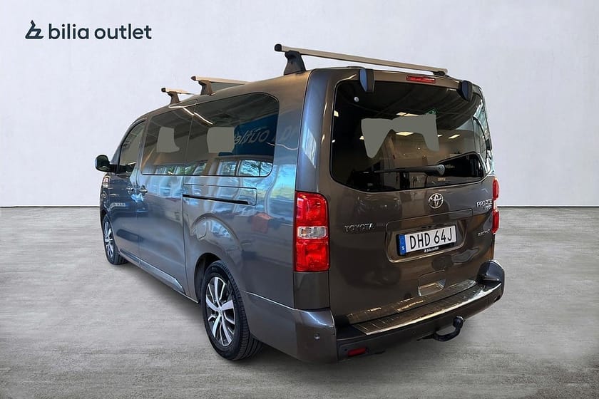 Bild 3 av Toyota ProAce Verso Electric 75 kWh Dragkrok HuD Navigation Moms