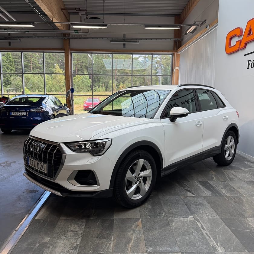 Bild 5 av Audi Q3 35 TFSI S Tronic Proline Advanced Cockpit Apple Carplay