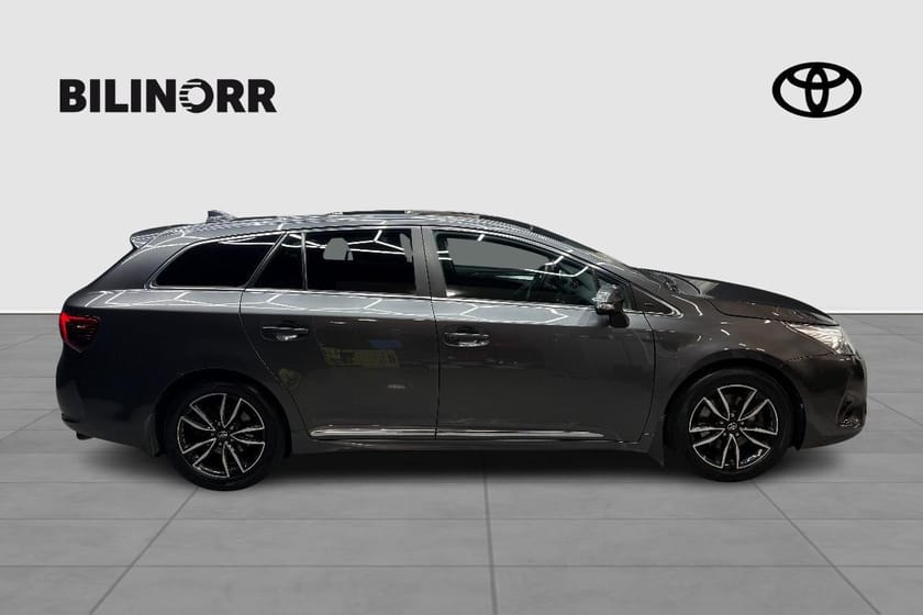 Bild 4 av Toyota Avensis Kombi 2,0 D-4D TS ACTIVE+ PANORAMA DRAG V-HJUL