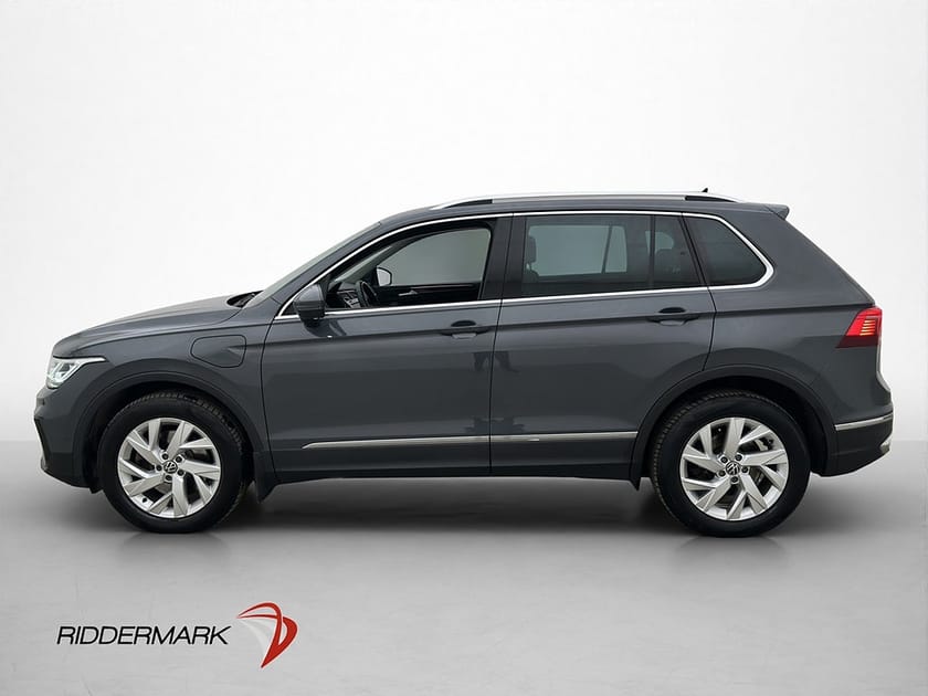Bild 4 av Volkswagen Tiguan eHybrid 245hk Elegance Drag Cockpit MOMS