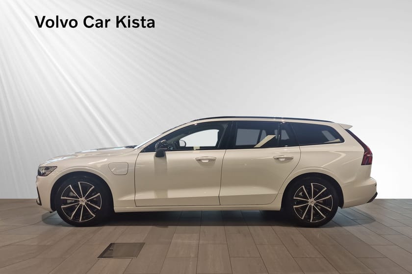 Bild 3 av Volvo V60 T6 Plus Dark Nordic Edition Läder Carplay